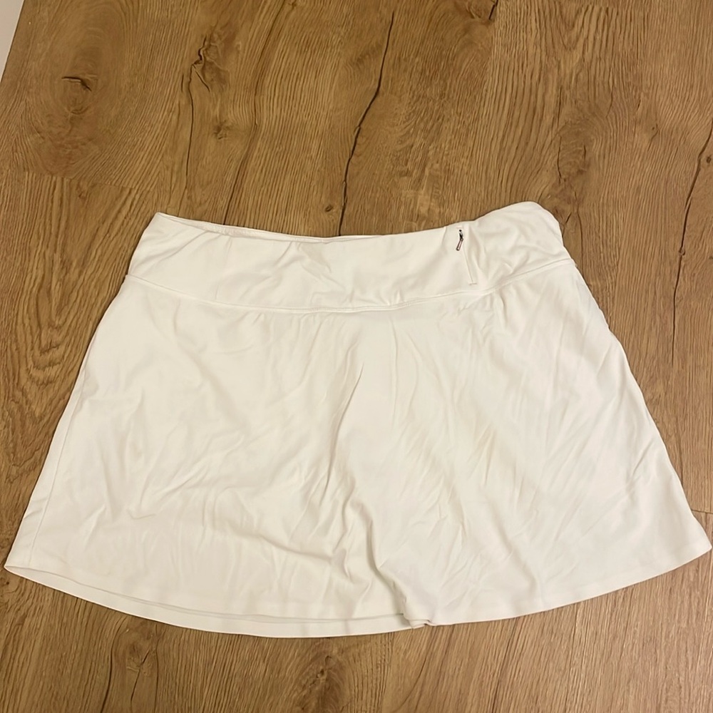White skort